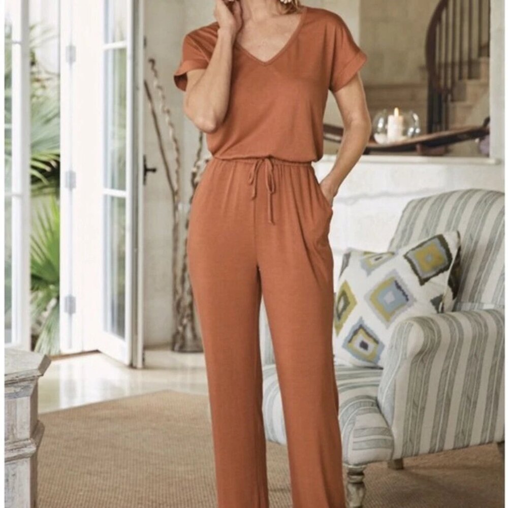 CES FEMME Women's Mocha V-Neck Buttery Soft Jumpsuit With Pockets
